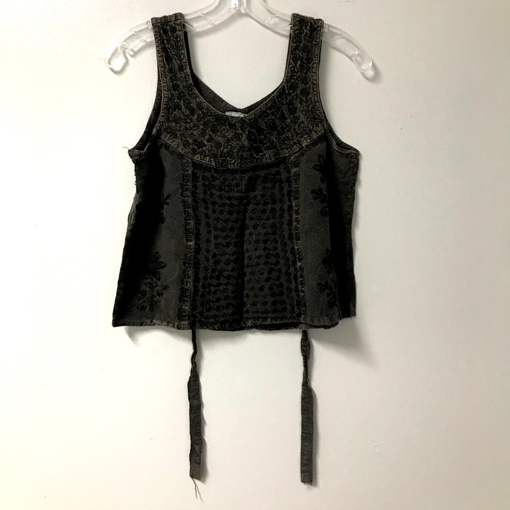 Floral Detailed Tank Top